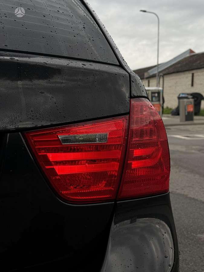 BMW 320, 2.0 l., wagon
