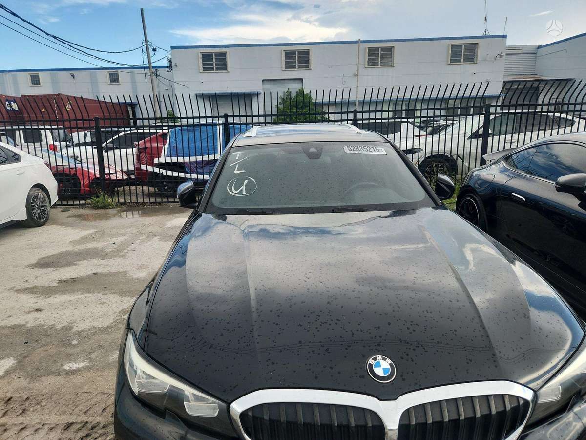 BMW 330 - 11