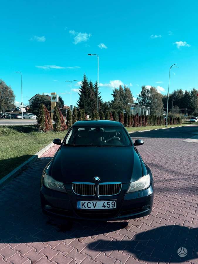 BMW 325, 2.5 l., Седан