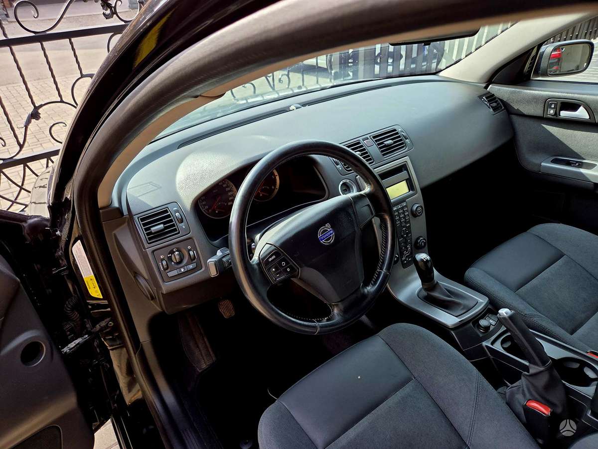 Volvo V50 - 5