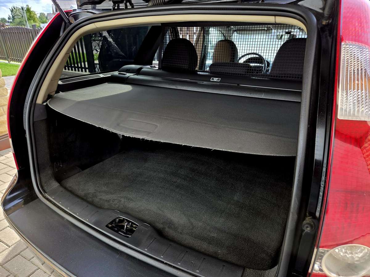 Volvo V50 - 8