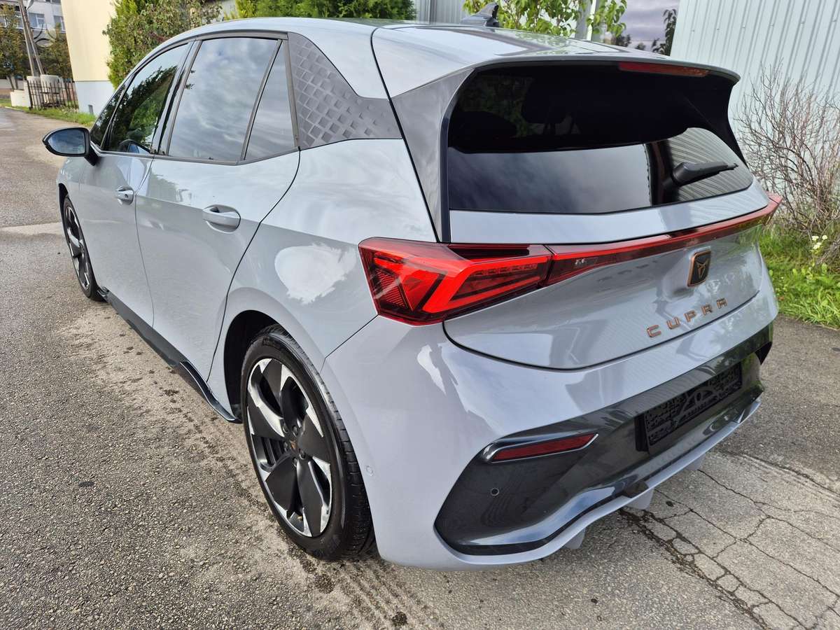 Cupra Born - 4
