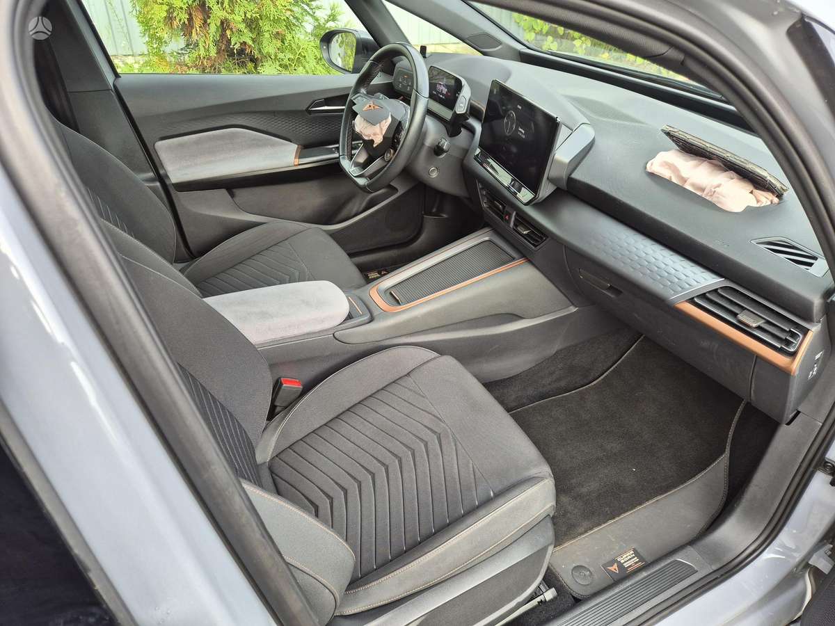 Cupra Born - 8