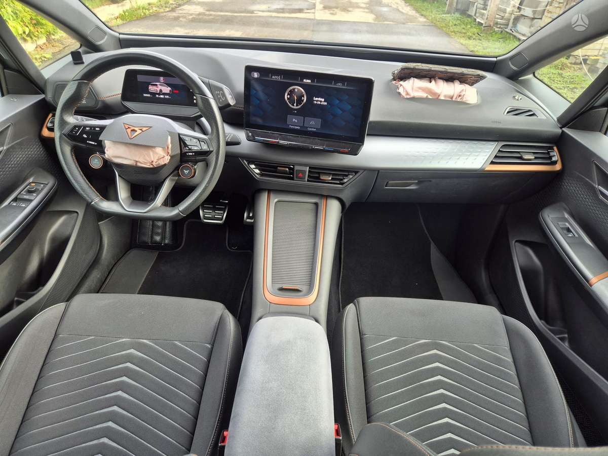 Cupra Born - 9