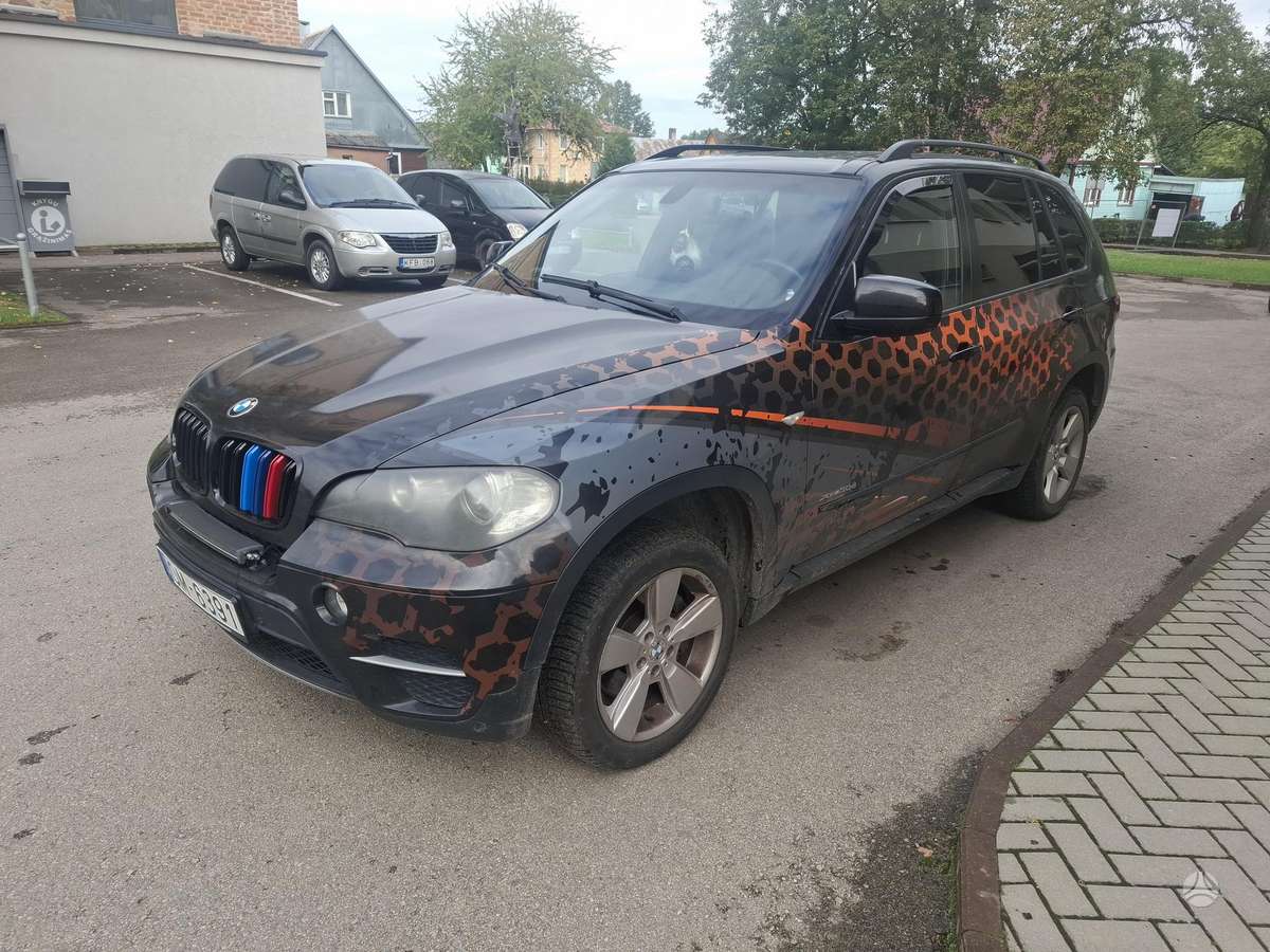 BMW X5, 3.0 l., off-road / crossover