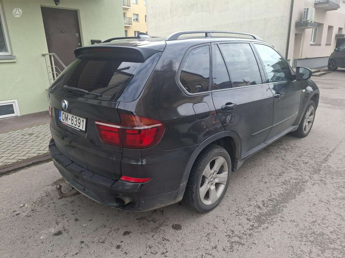 BMW X5, 3.0 l., off-road / crossover