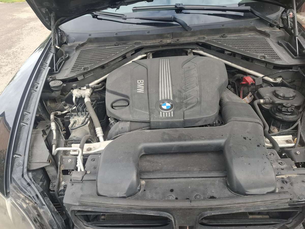 BMW X5, 3.0 l., off-road / crossover
