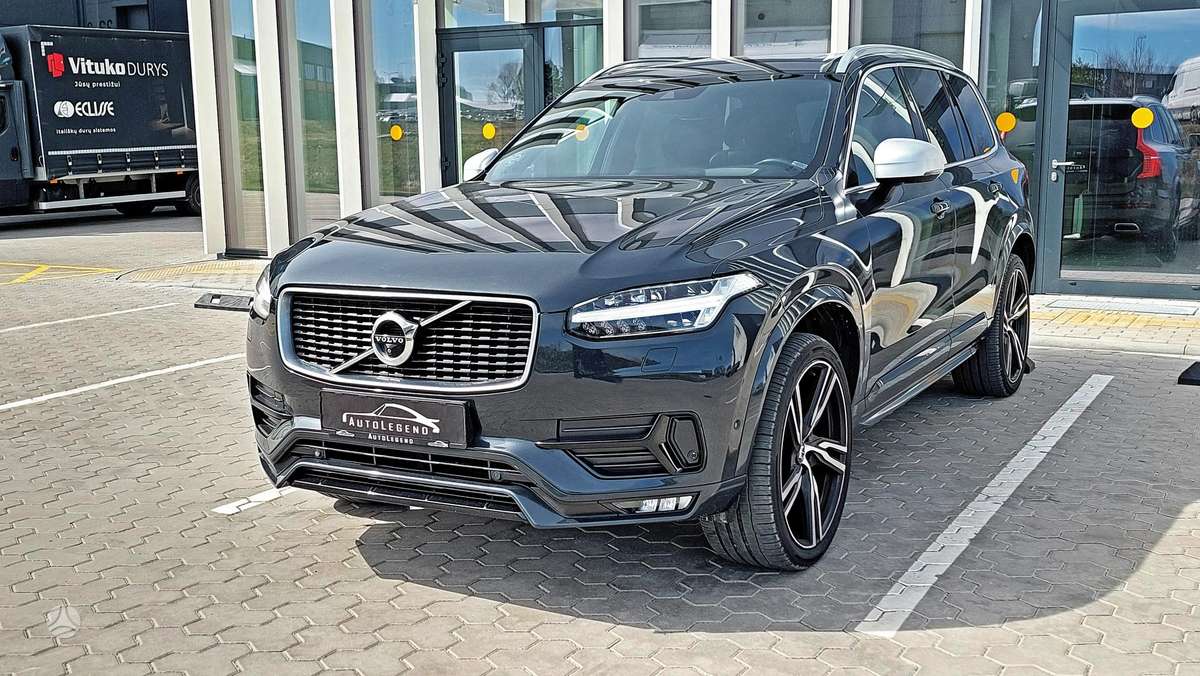 Volvo XC90 - 11