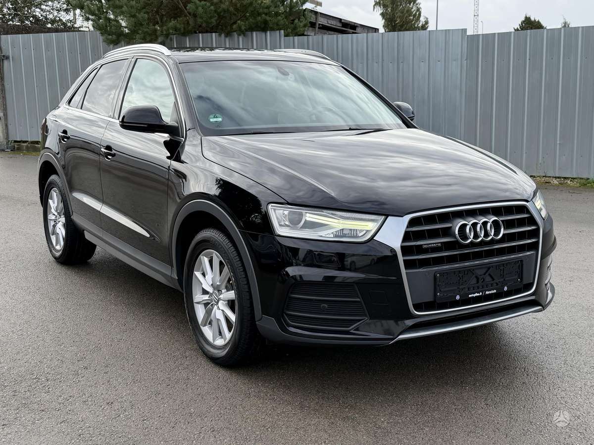 Audi Q3, 2.0 l., off-road / crossover
