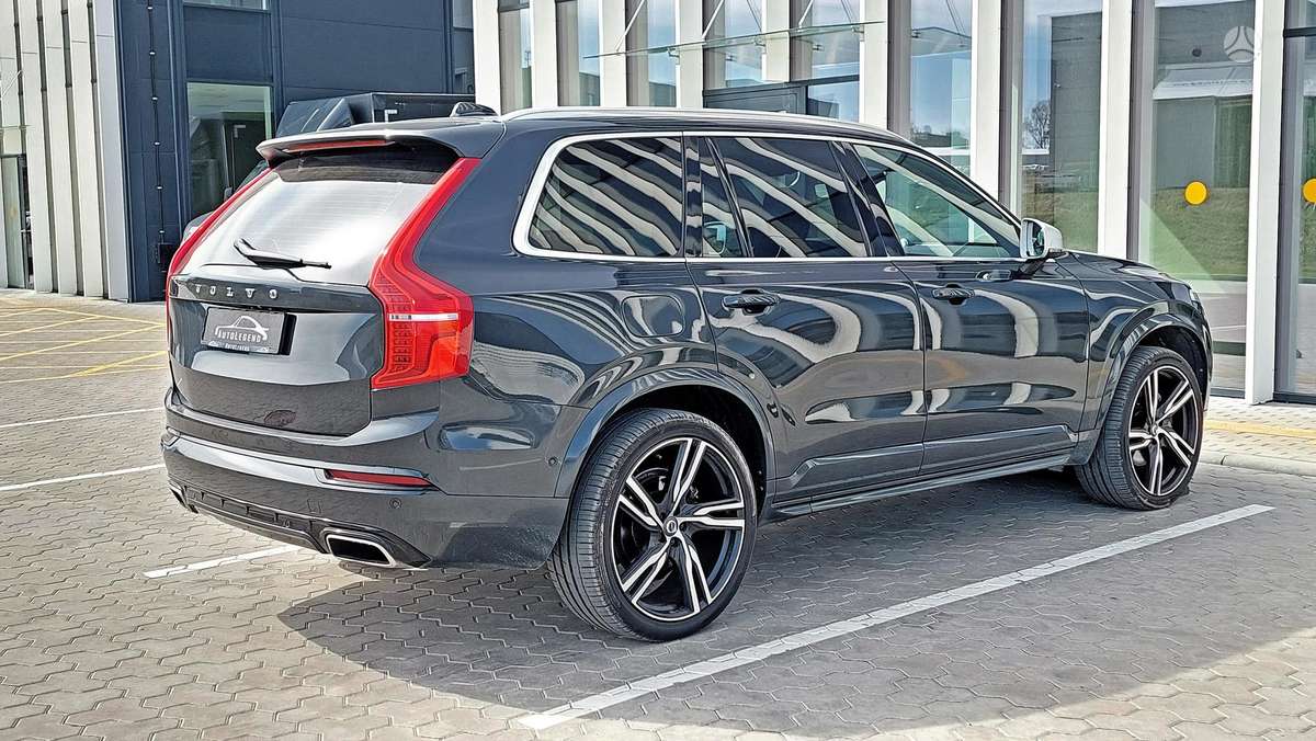 Volvo XC90 - 4