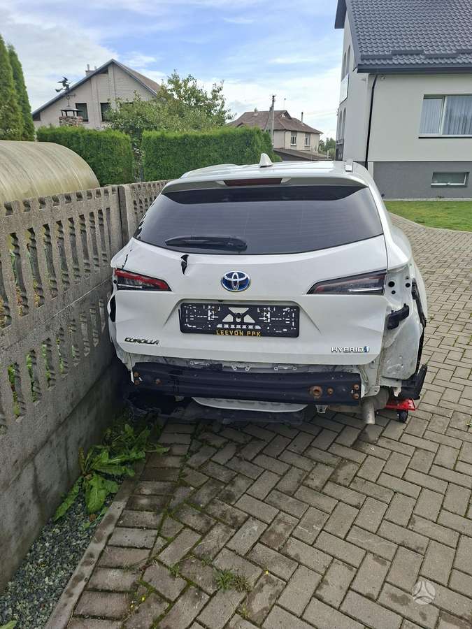 Toyota Corolla - 6