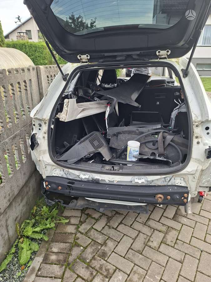 Toyota Corolla - 7