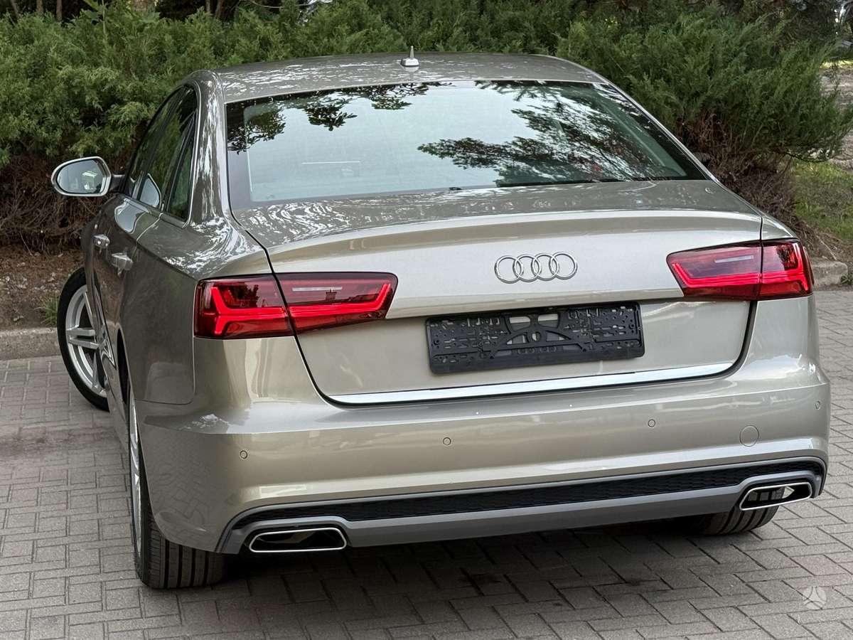 Audi A6, 2.0 l., Седан
