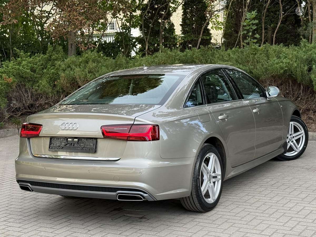 Audi A6, 2.0 l., Седан