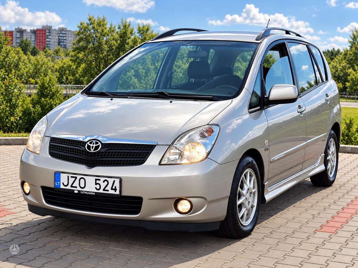 Toyota Corolla Verso - 2