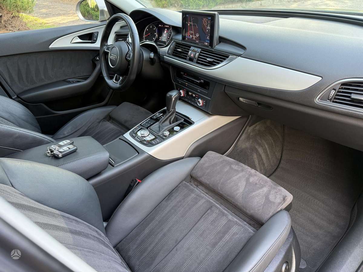 Audi A6, 2.0 l., Седан