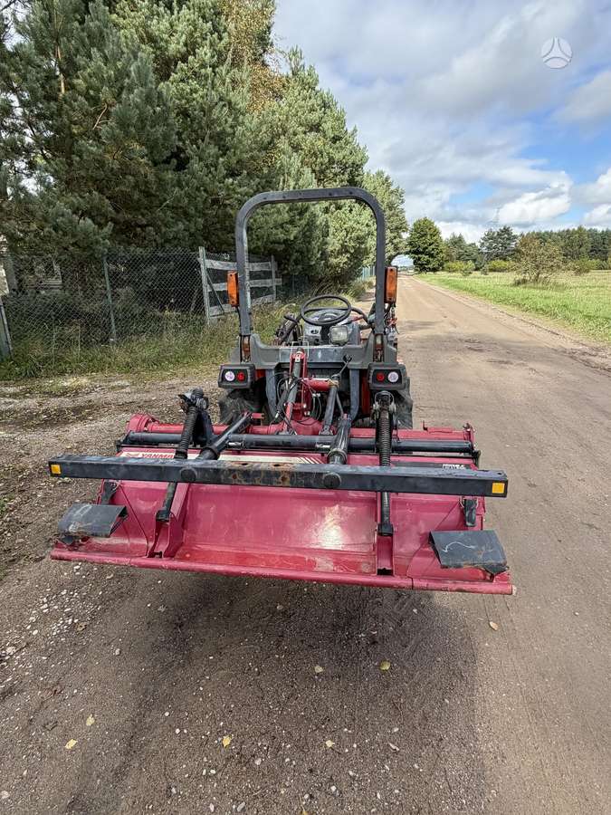 Kubota KB20, traktoriai