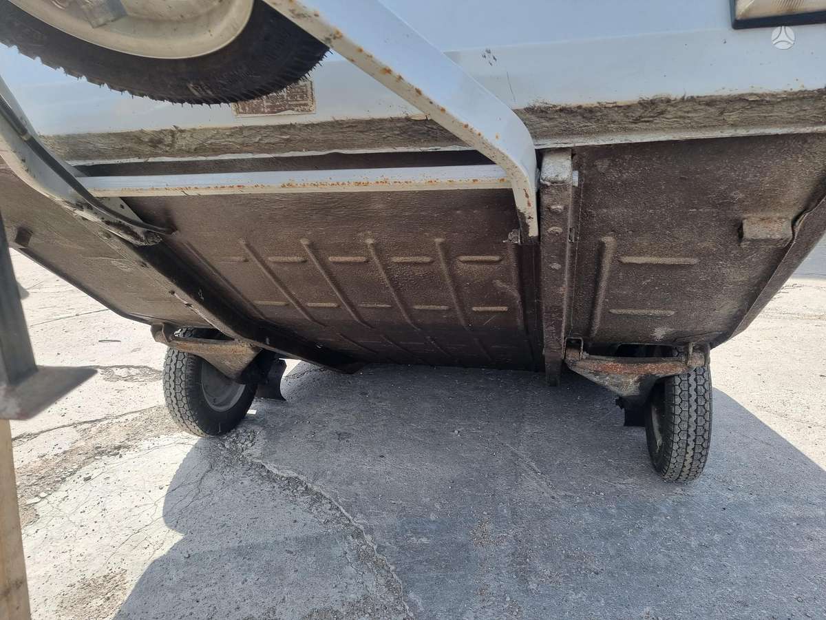 SKIF, passenger car trailers