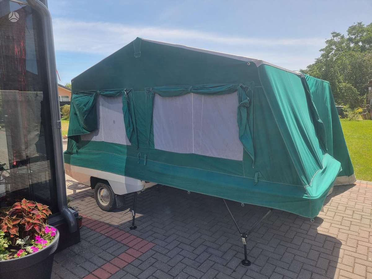 SKIF, passenger car trailers
