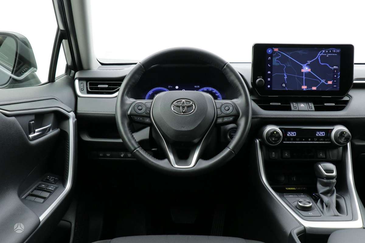Toyota RAV4 - 8