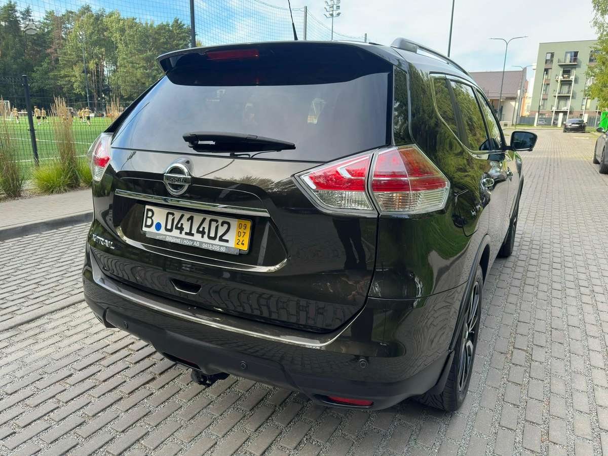 Nissan X-Trail - 10