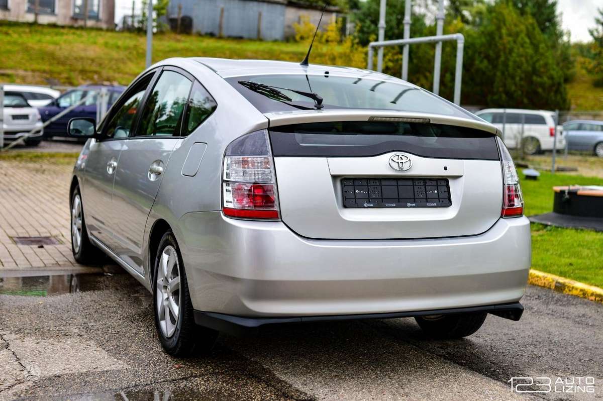 Toyota Prius - 6