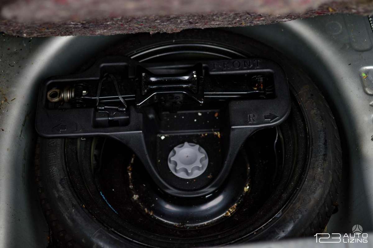 Toyota Prius - 8