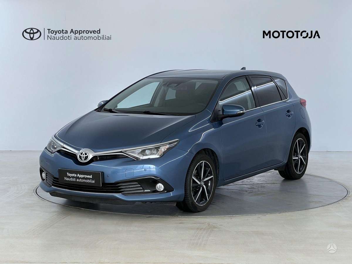 Toyota Auris - 1