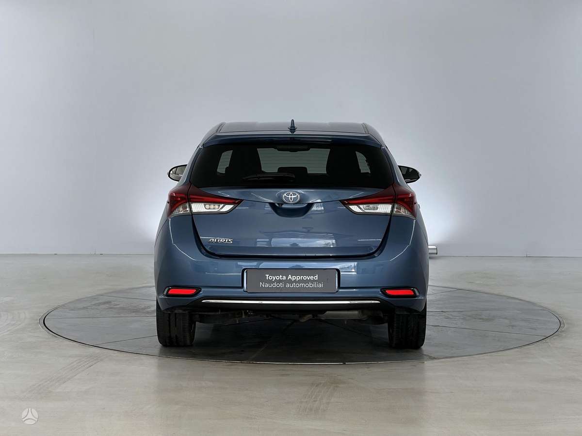 Toyota Auris - 4