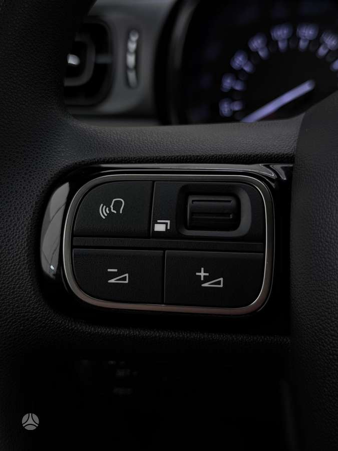 Citroen C3, 1.2 l., hatchback
