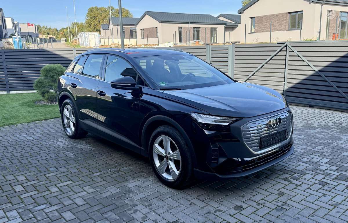 Audi Q4 e-tron, 82 kWh, off-road / crossover