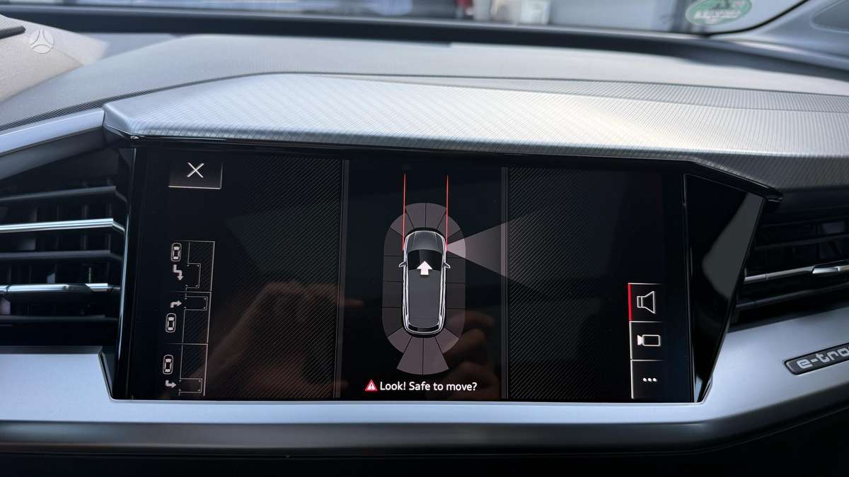 Audi Q4 e-tron, 82 kWh, off-road / crossover