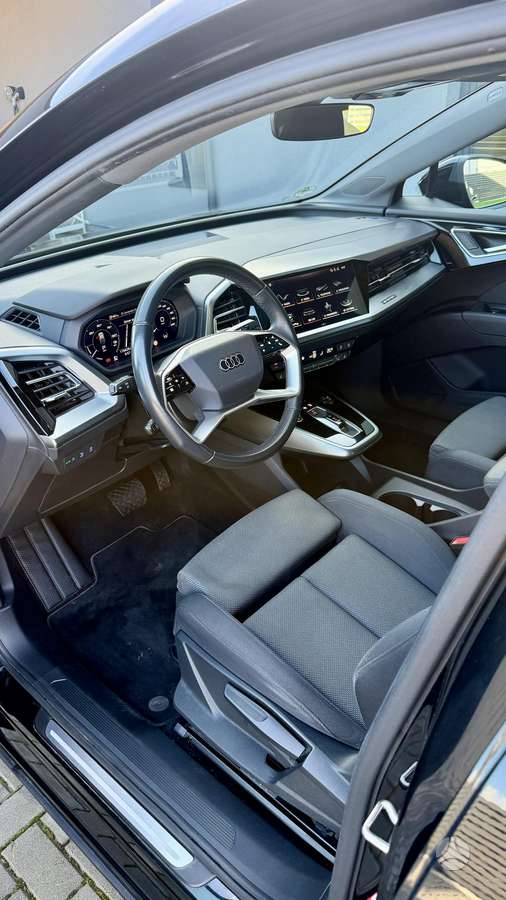 Audi Q4 e-tron, 82 kWh, off-road / crossover
