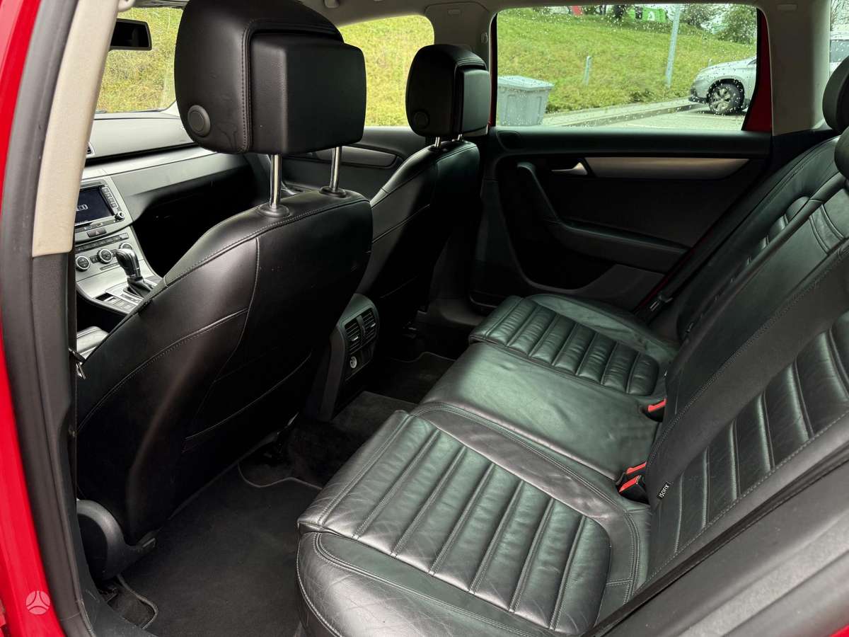 Volkswagen Passat, 2.0 l., Универсал