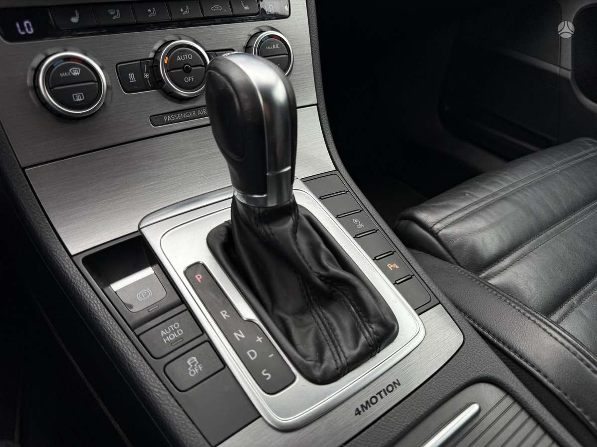 Volkswagen Passat, 2.0 l., Универсал