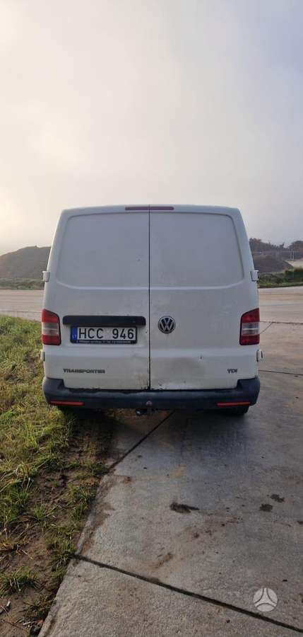 Volkswagen Transporter - 4