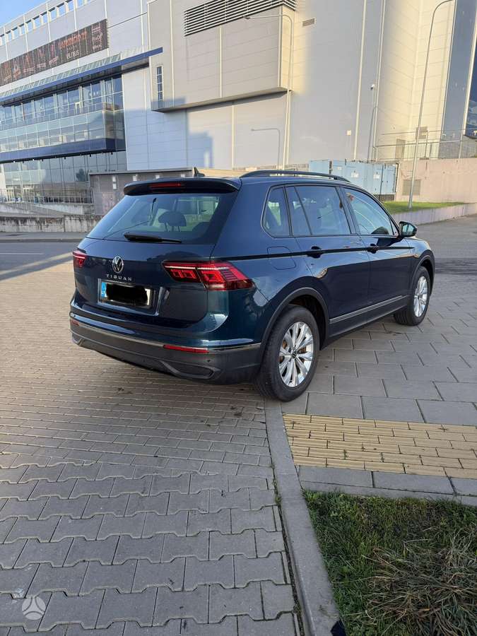 Volkswagen Tiguan - 3