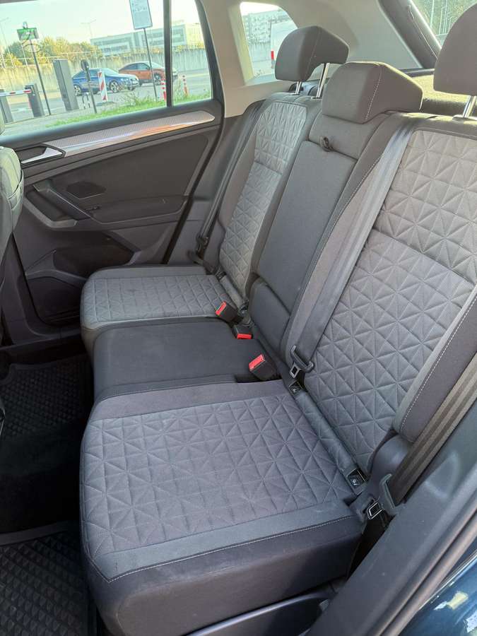 Volkswagen Tiguan - 8