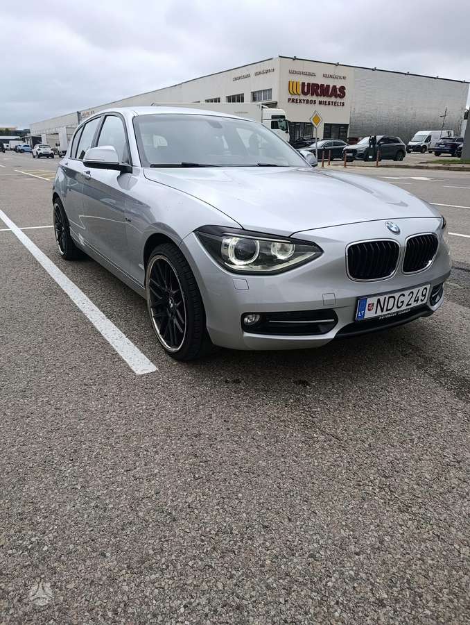 BMW 118, 2.0 l., Хэтчбек