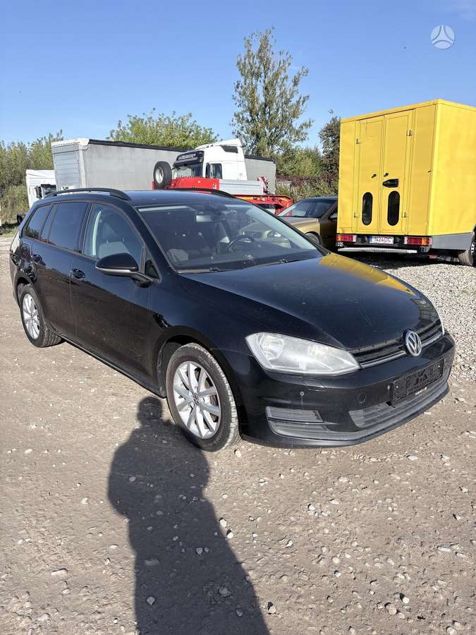 Volkswagen Golf - 4