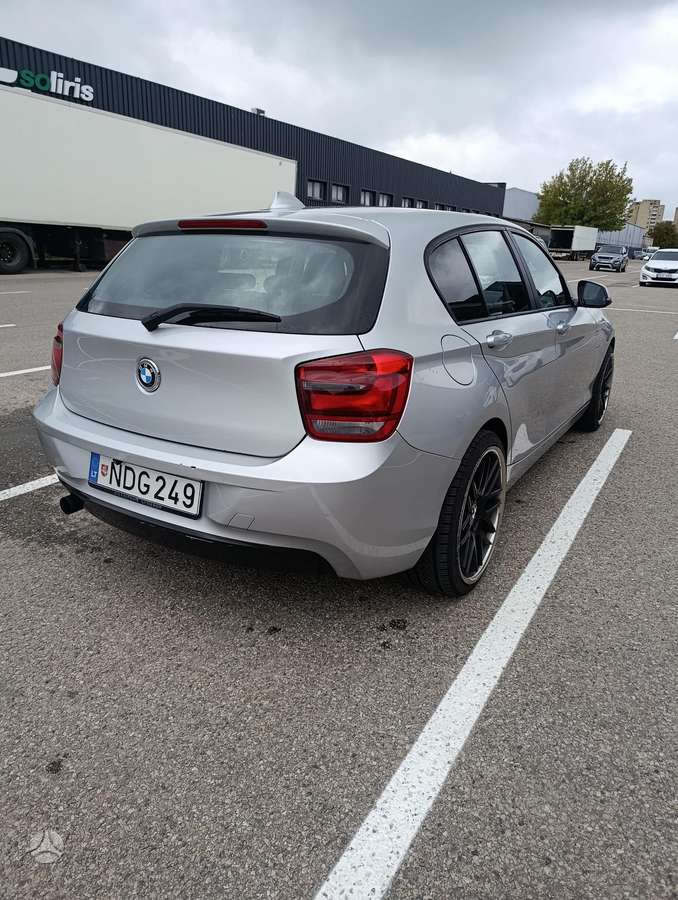 BMW 118, 2.0 l., hatchback