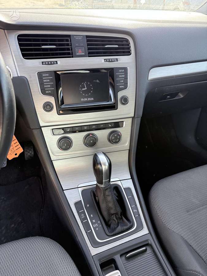 Volkswagen Golf - 7