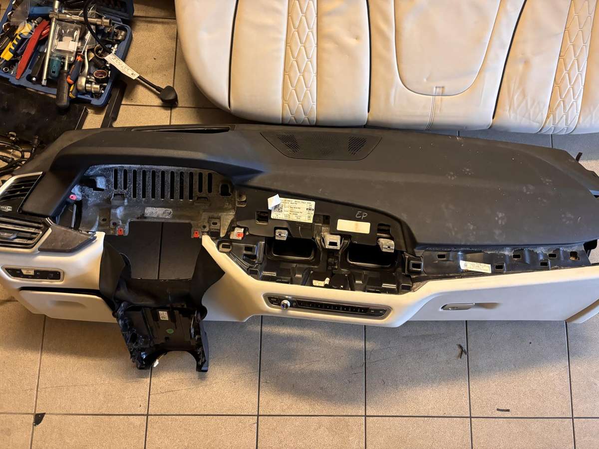 BMW X5 детали салона