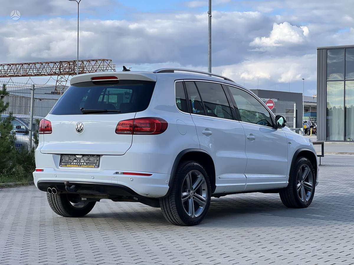 Volkswagen Tiguan - 7