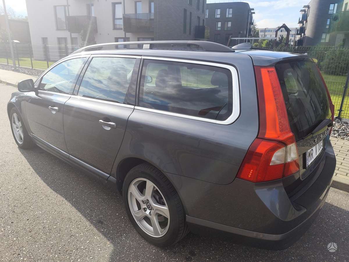 Volvo V70 - 4