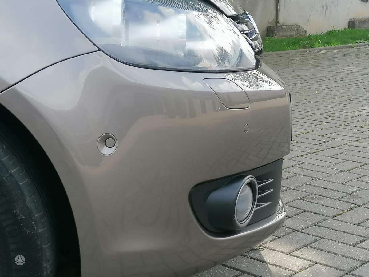 Volkswagen Golf Plus - 11