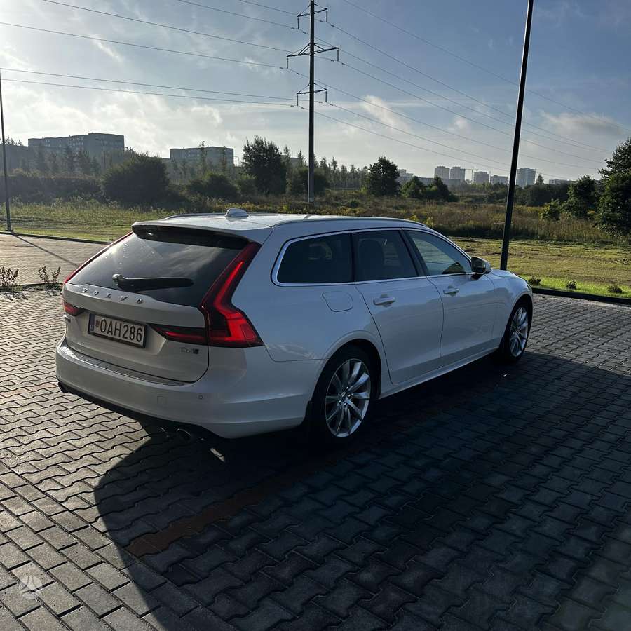 Volvo V90, 2.0 l., Универсал