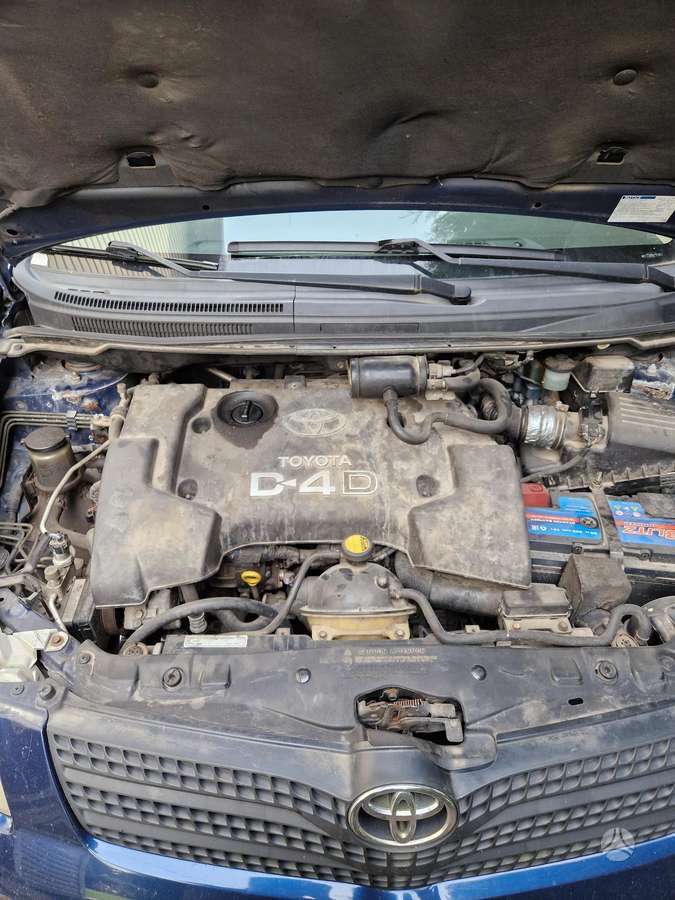 Toyota Corolla Verso - 4