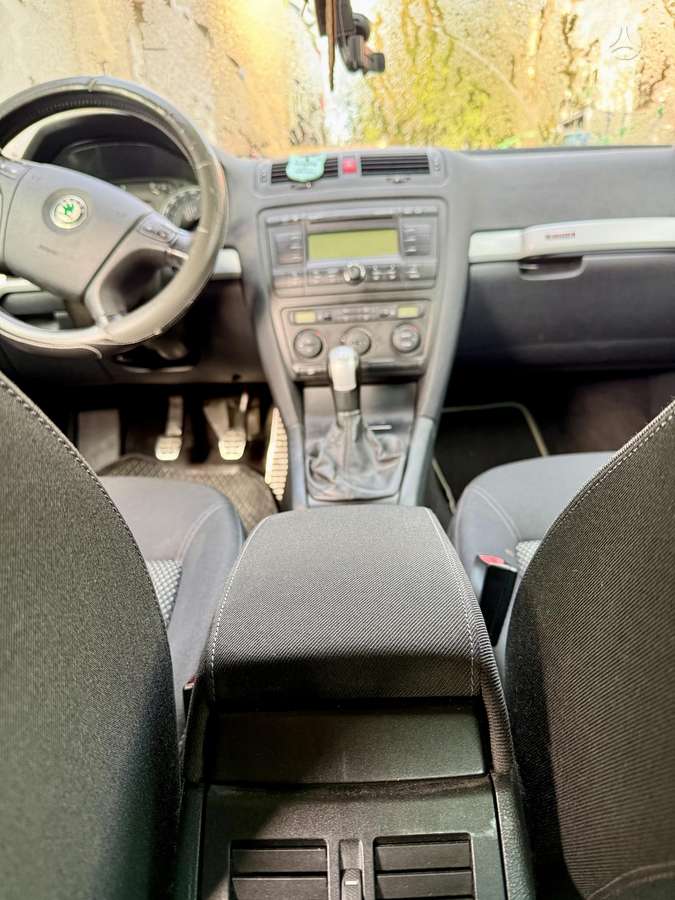 Škoda Octavia Scout - 8