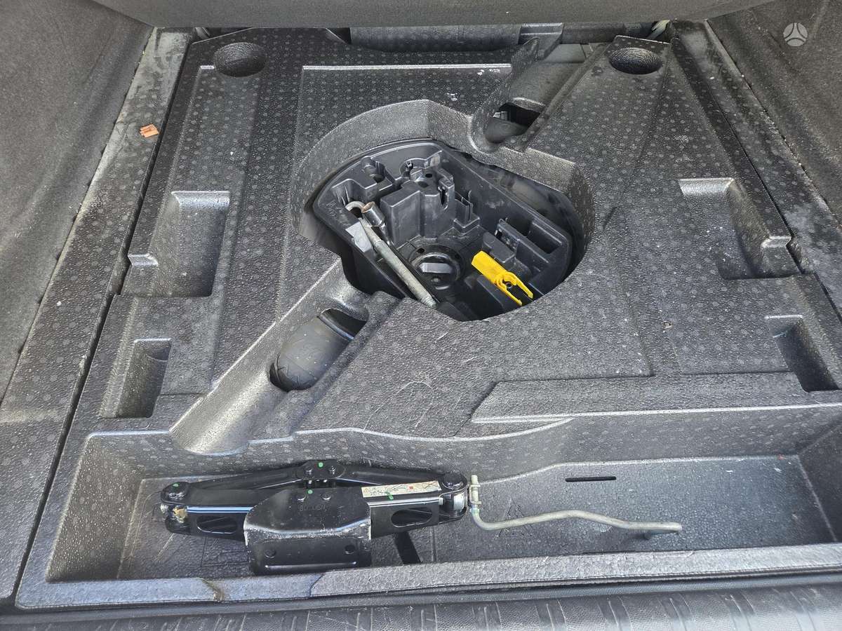 Peugeot 308, 1.6 l., Универсал